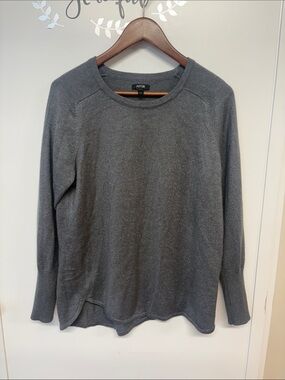 Apt. 9 Charcoal Gray Crewneck Sweater.